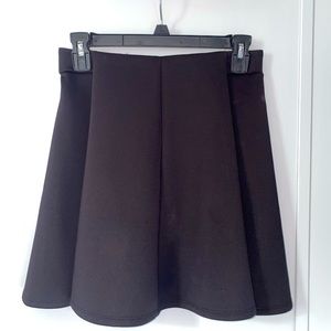 Adorable Black Skater/ Circle skirt - size M